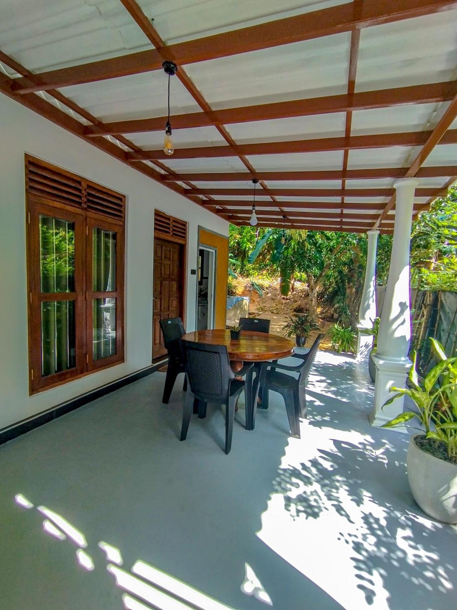 Mirissa Villa Green Pepper Exterior photo